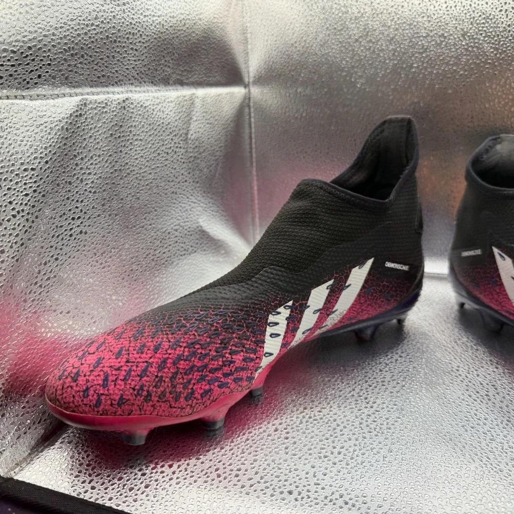 Size 11.5 Adidas Predator‎ Freak.3 FG Demonscale Pink Mens Soccer Cleats FW7512